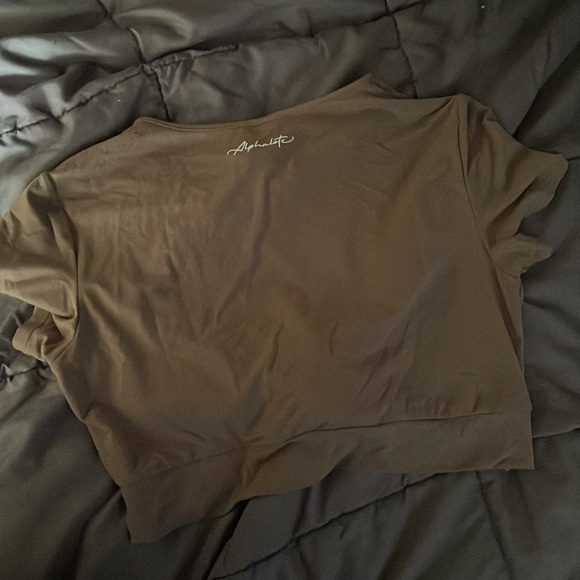 Alphalete Cropped Shirt - Picture 3 of 3